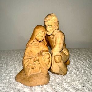 Handcrafted Olive-wood Holy Family Nativity Sculpture Amazing rare unique find